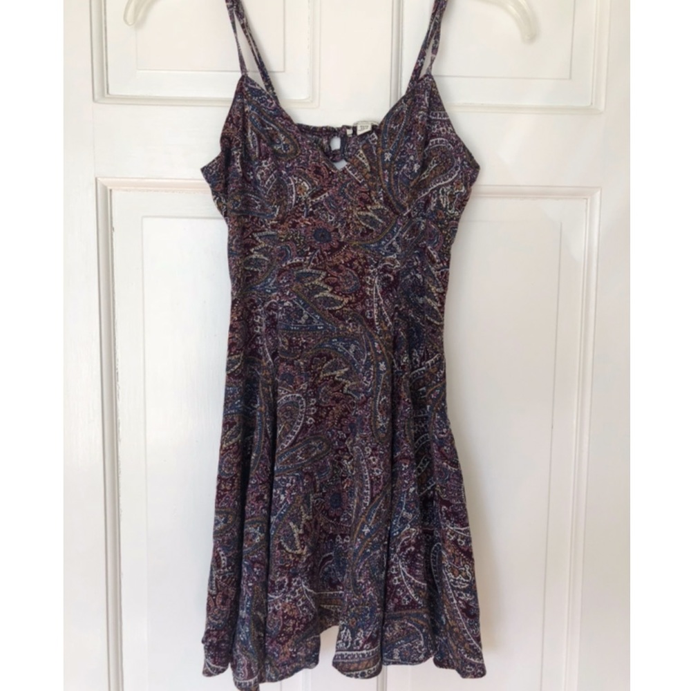 American Eagle patterned dress